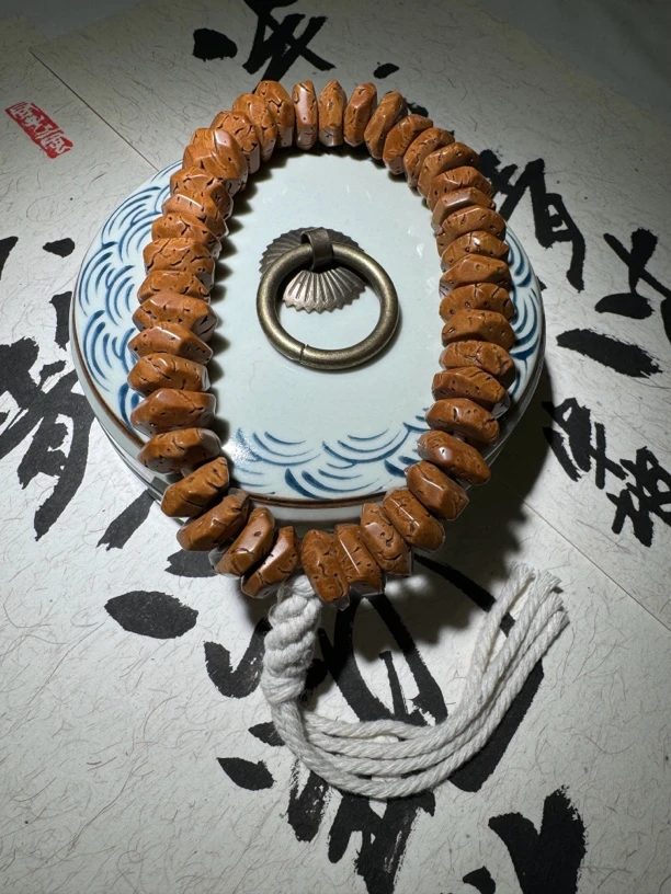 桃核核壁钻切无相亮闪闪 尺寸13*6左右