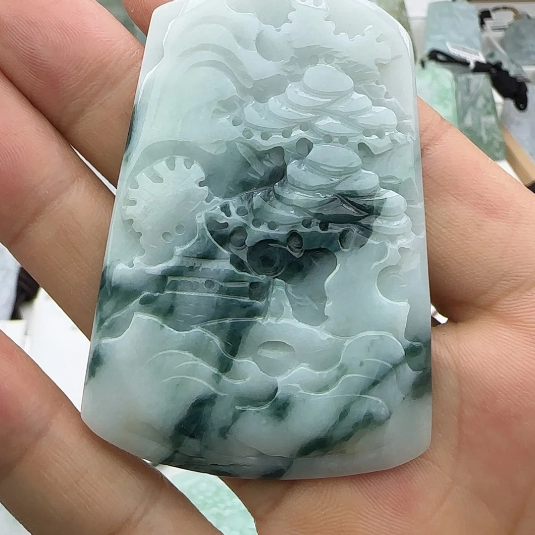 翡翠未镶嵌颈饰翡翠