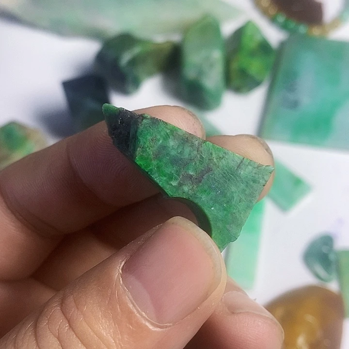 翡翠散珠天然翡翠A货挂件