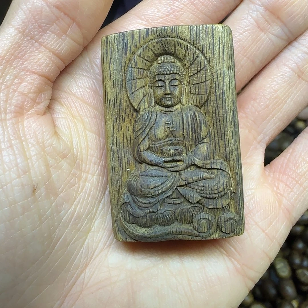 沉香沉香碎屑+高油脂原材料雕刻牌8克加