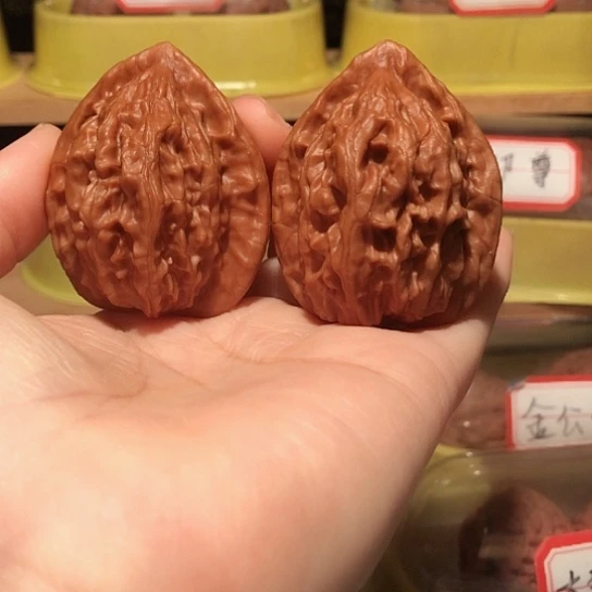 文玩核桃把件大红袍