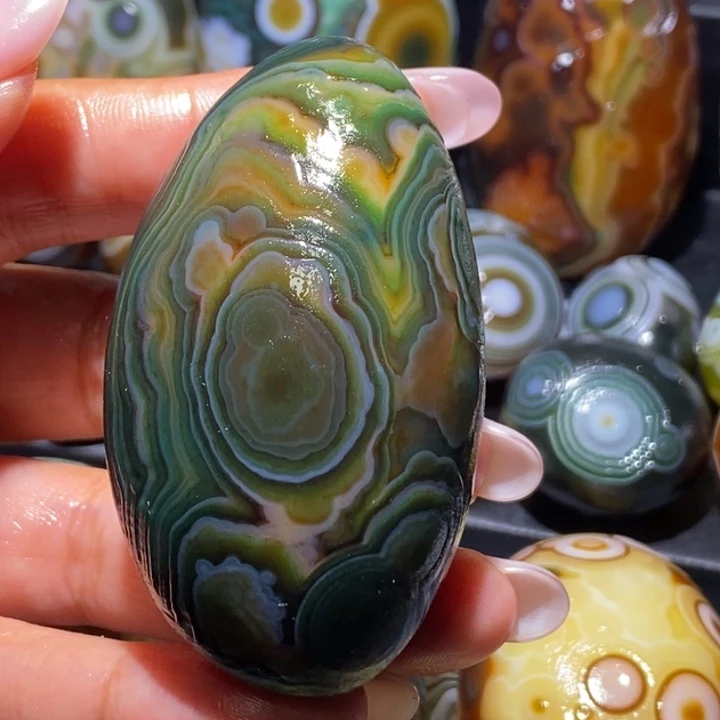 玛瑙/玉髓未镶嵌珠宝奇石97