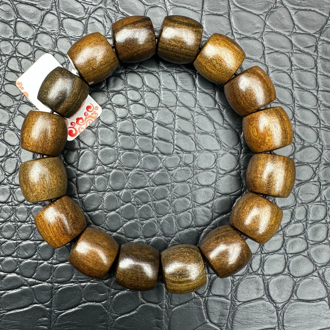 742沉木桶珠手串