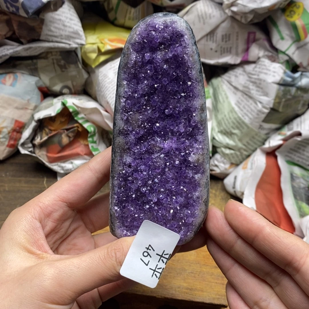 紫晶乌拉圭未镶嵌