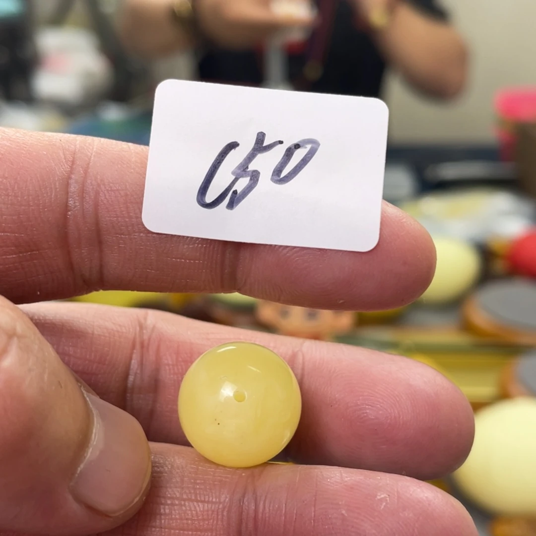 手链琥珀未镶嵌多样性发，发其中一件