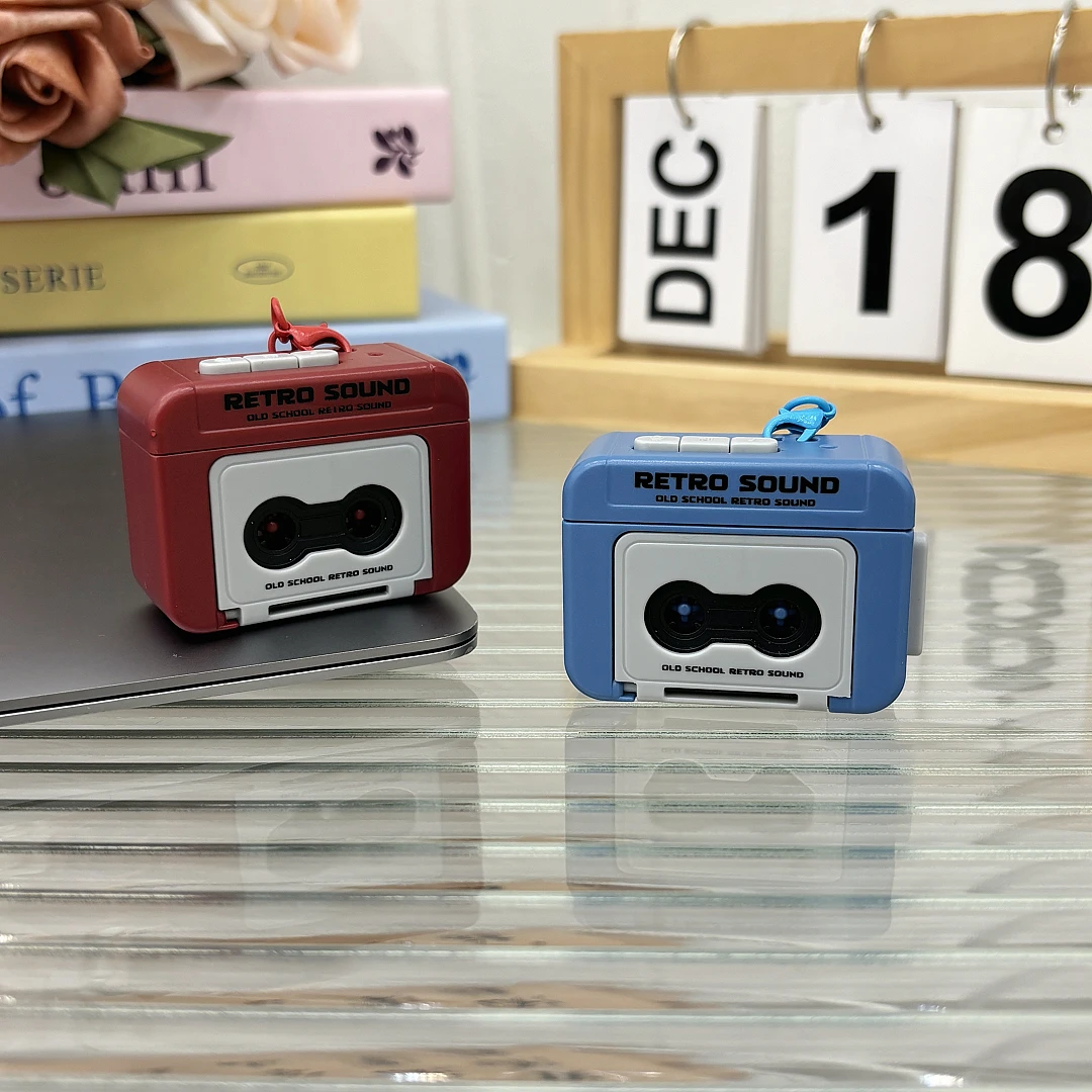 复古录音机情侣表白礼物迷你可录音趣味音乐盒包包挂件创意小玩具