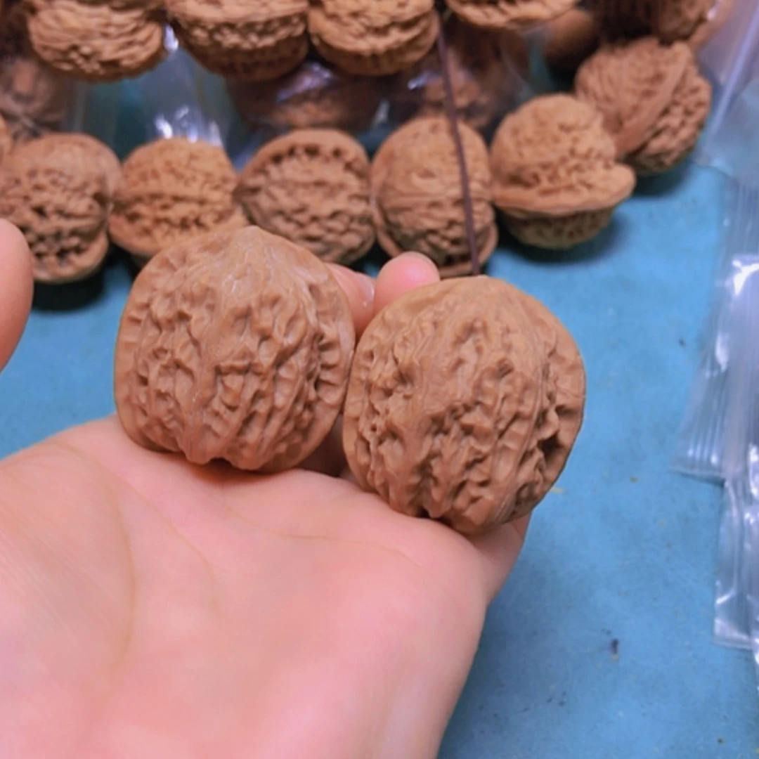 【闪购商品】把件核桃35平谷大枣修尖