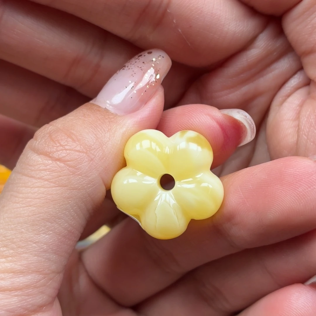 *****琥珀未镶嵌裸石蜜蜡