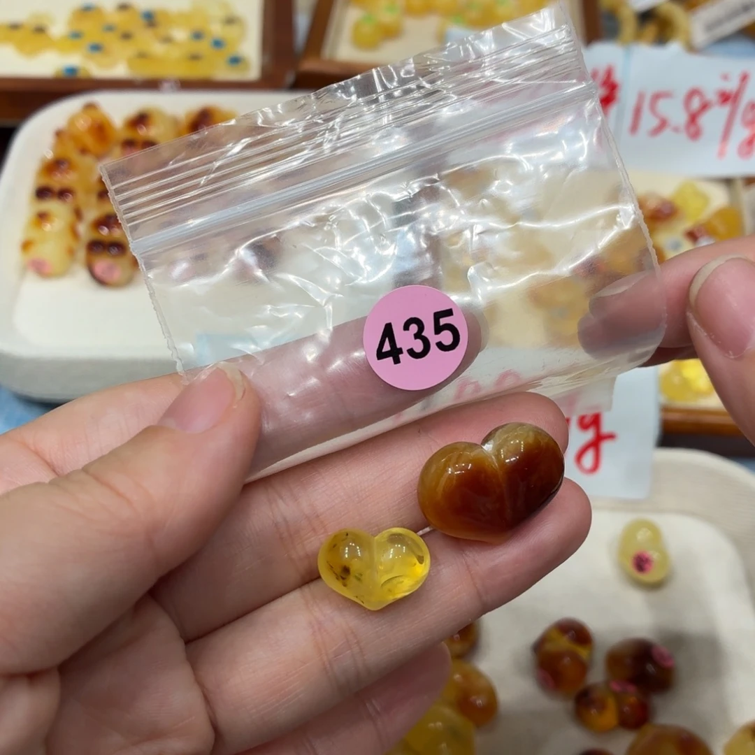 琥珀未镶嵌珠宝奇石