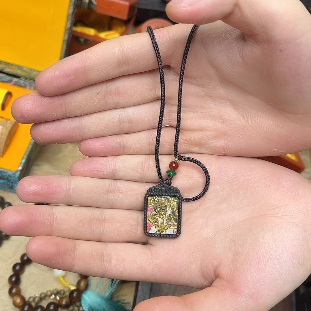 大叶紫檀（黑酸枝木类）