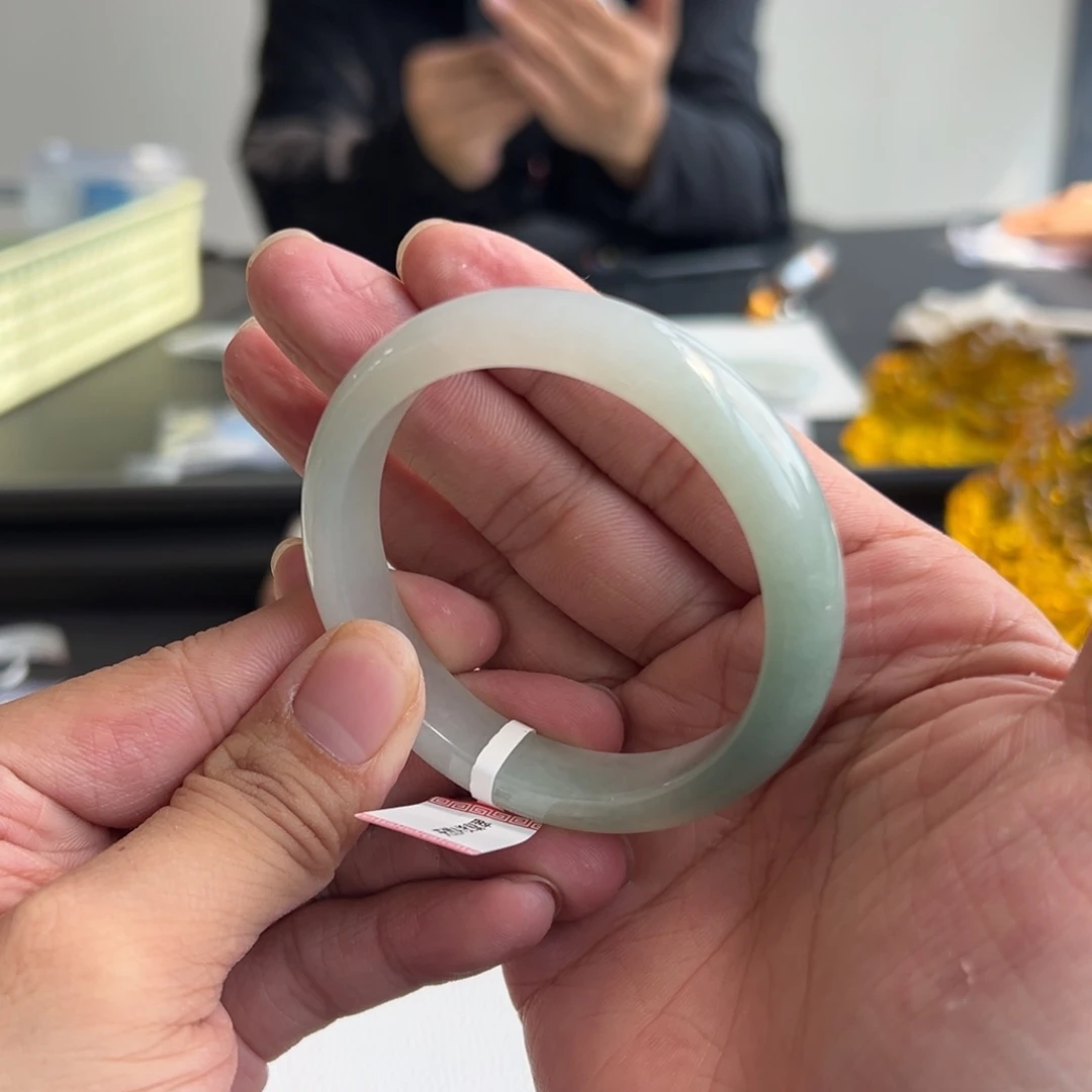 翡翠未镶嵌手镯40号 53.3