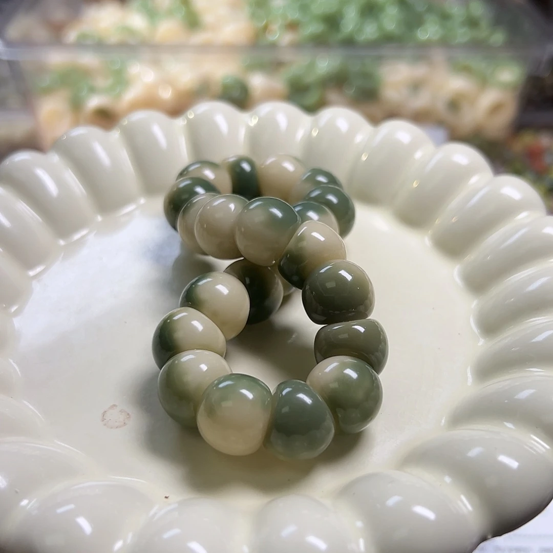 白玉菩提吊坠卡14飘花三竹串一条