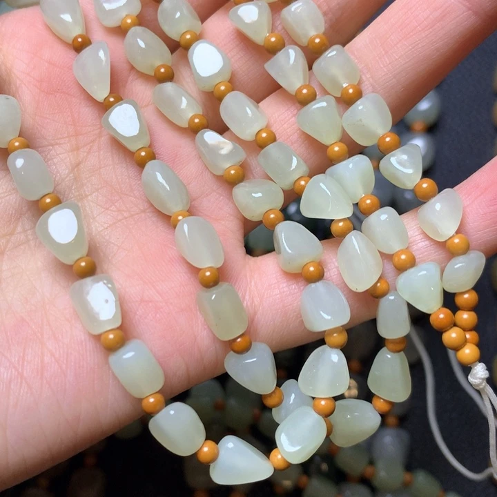 【闪购商品】和田玉颈饰未镶嵌