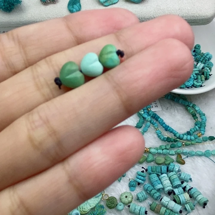 南红玛瑙未镶嵌珠宝奇石