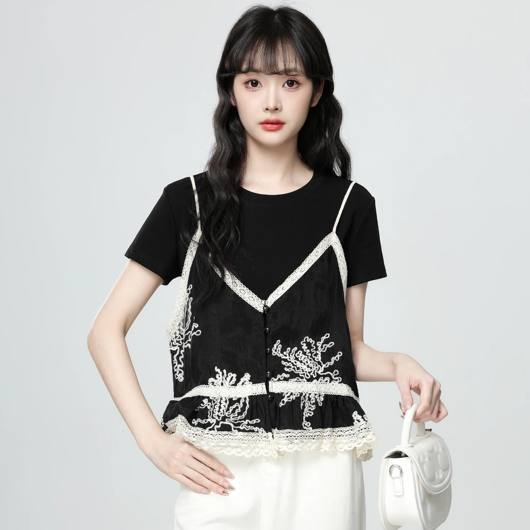 黑色假两件拼接短袖T恤女2025夏季新款蕾丝拼接圆领体恤短款上衣