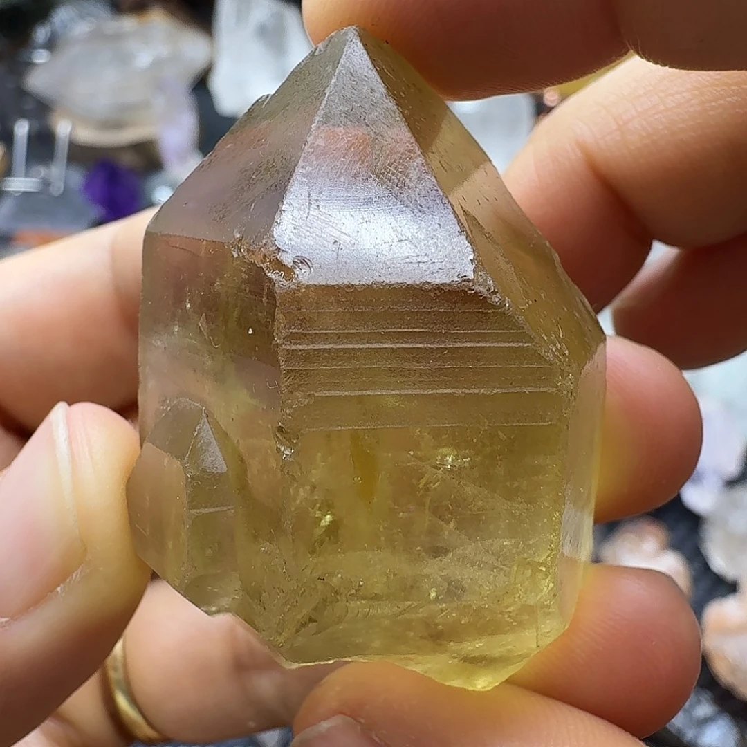 石材黄水晶福利喽
