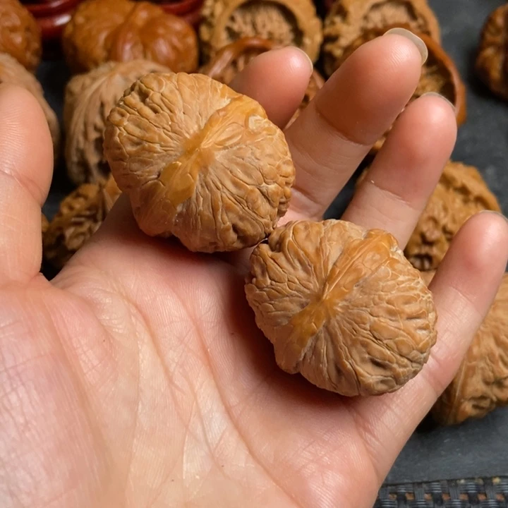 文玩核桃把件元宝260