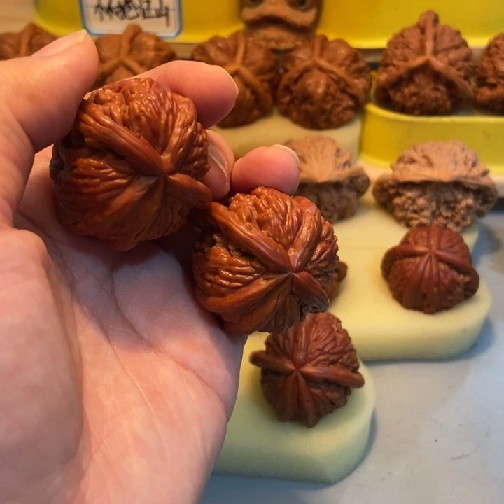 文玩核桃吊坠天****奈tututututyu
