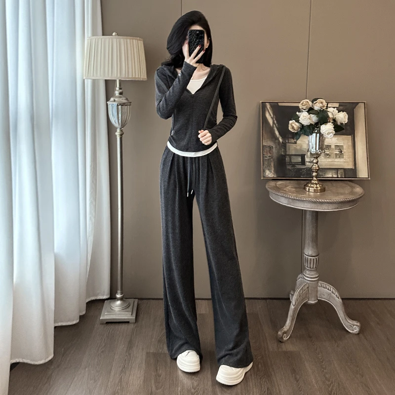 灰色运动套装女春秋2025新款超火高级松弛感休闲卫衣阔腿裤两件套