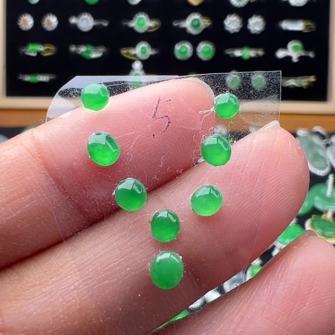 翡翠未镶嵌耳饰蛋3.6