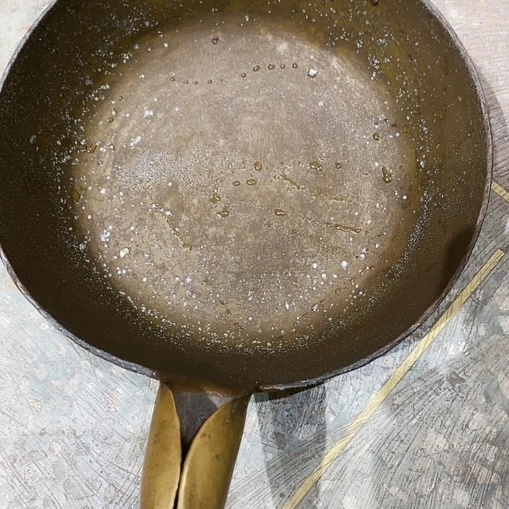 老式铜器古朴厚重