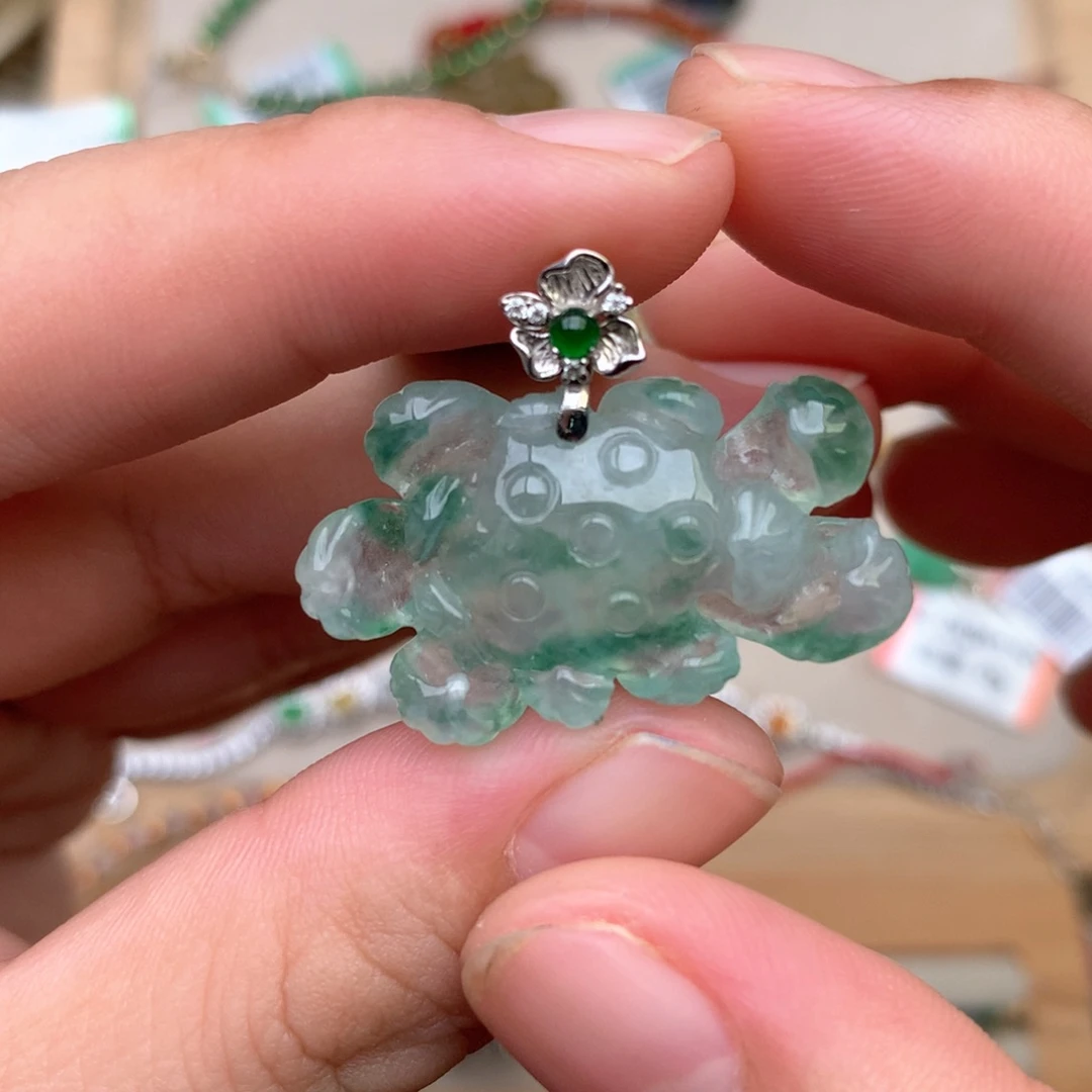 【闪购商品】18K金镶嵌挂件翡翠一