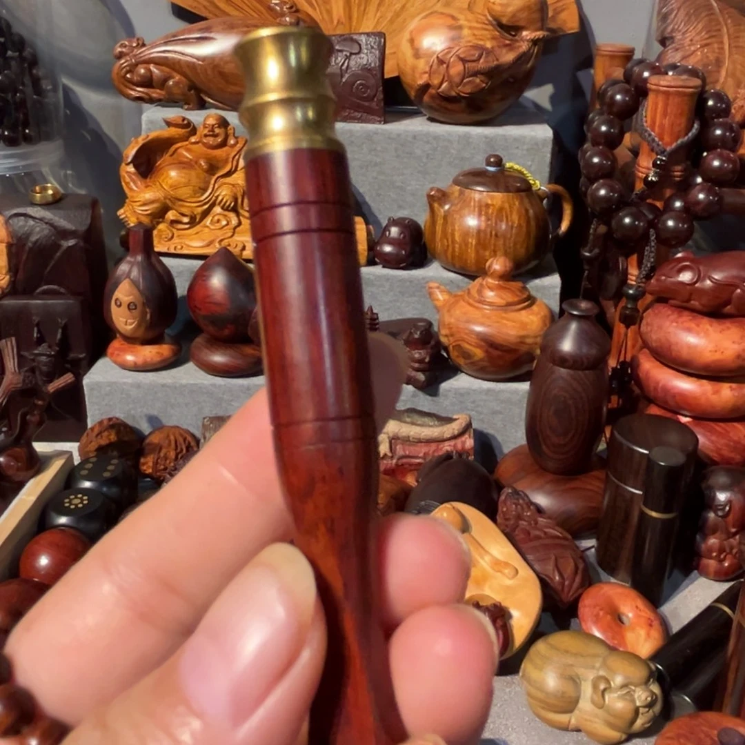 微凹黄檀（南美大红酸枝）