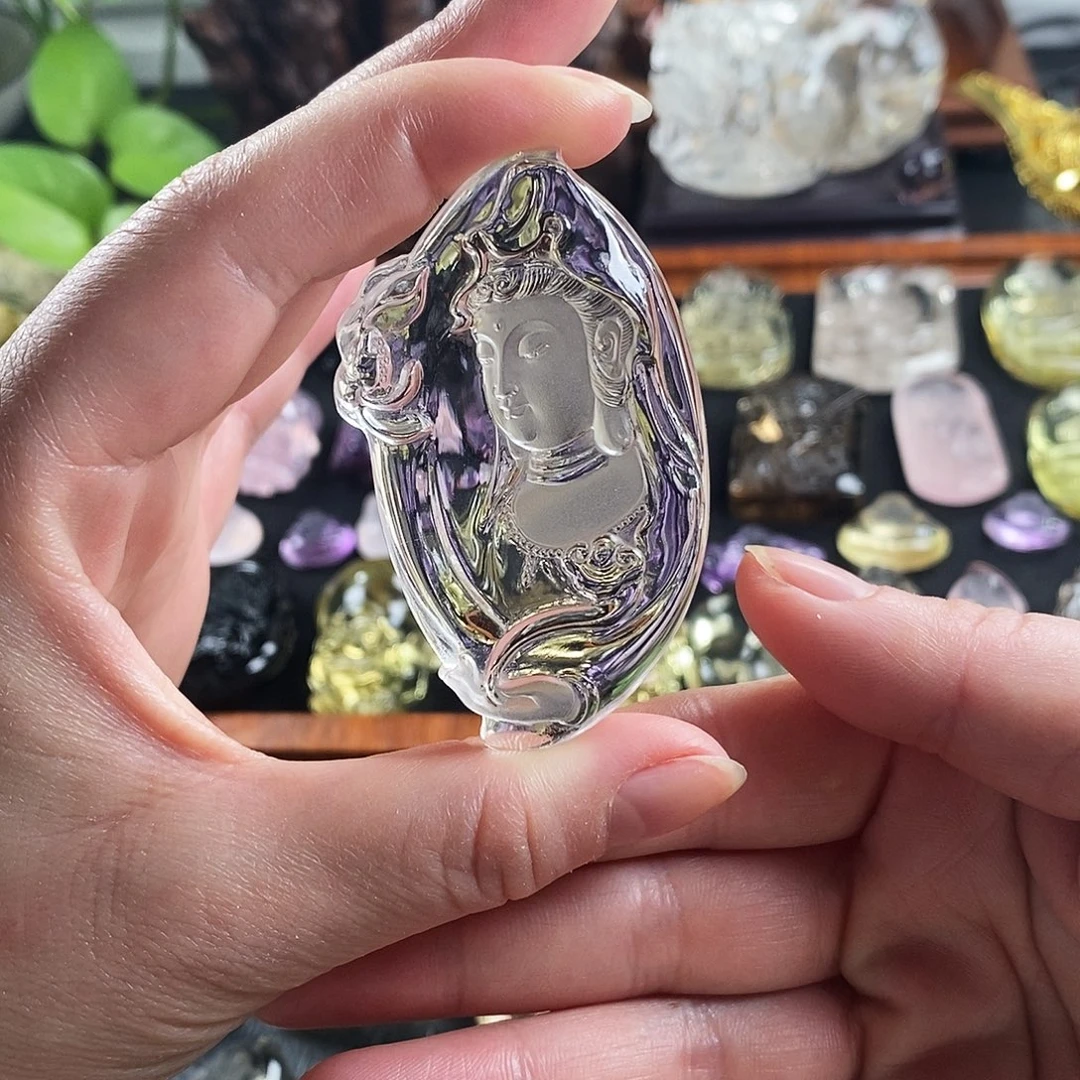 A***s颈饰水晶未镶嵌白水晶吊坠