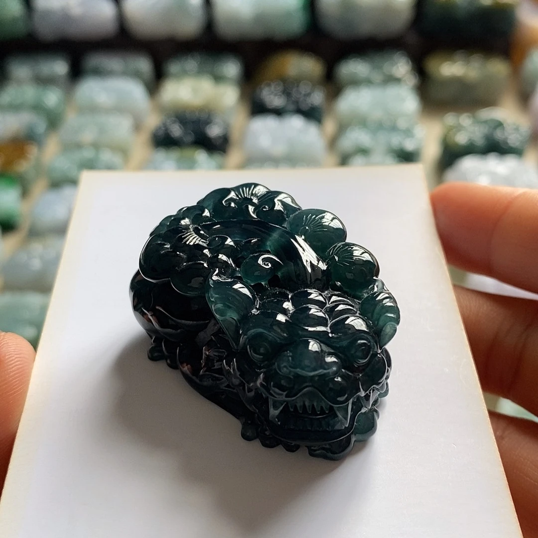 翡翠未镶嵌颈饰天然翡翠貔貅吊坠