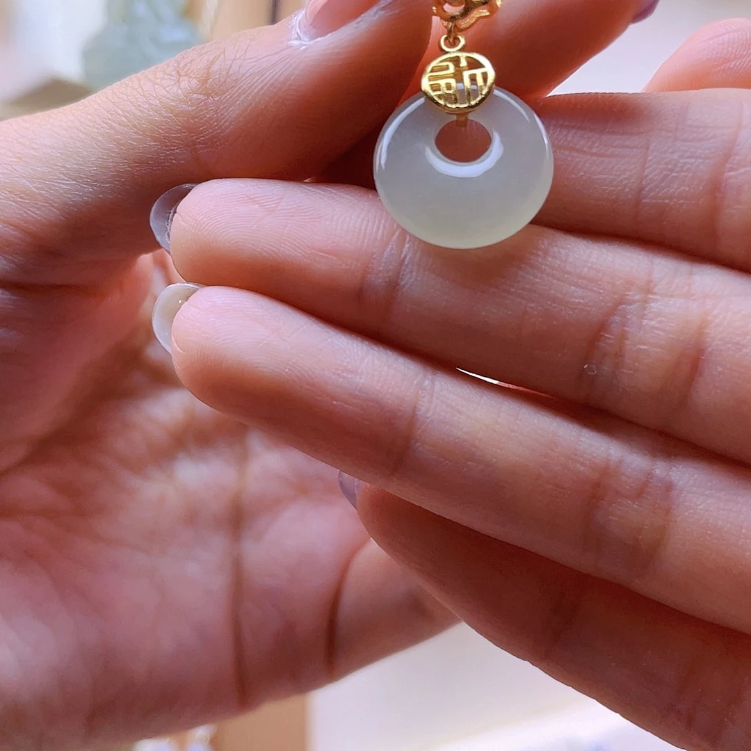 和田玉吊坠(赠链)未镶嵌