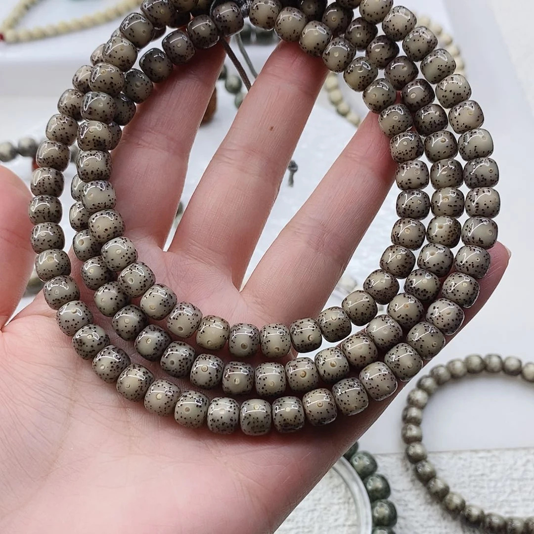 星月菩提手串范*爷卡8黑冰透大眼睛