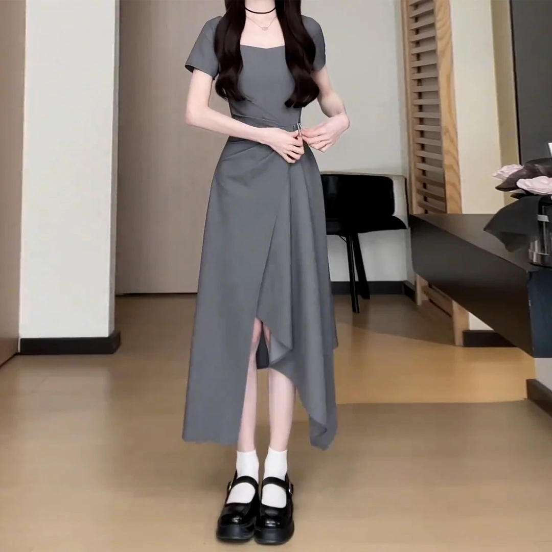 法式灰色连衣裙女夏季2025新款爆款漂亮掐腰穿搭小个子巨好看长裙