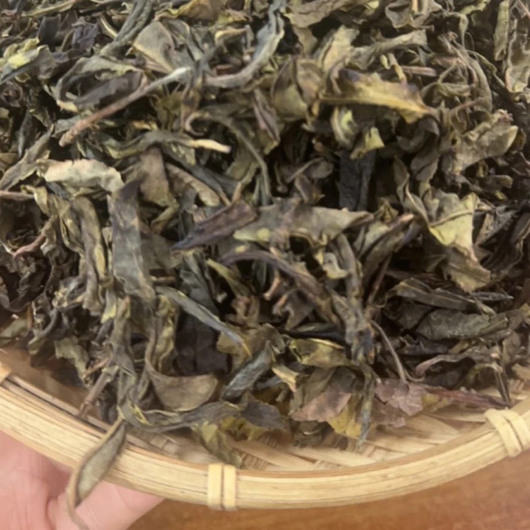 拉祜火塘烤茶·24年坡脚黄金叶·普洱生茶