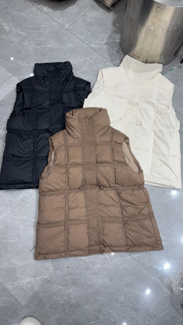 马甲女新款秋冬款爆款大码黑色坎肩背心短款女士外套