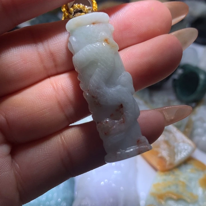 翡翠未镶嵌颈饰保真天然A货翡翠