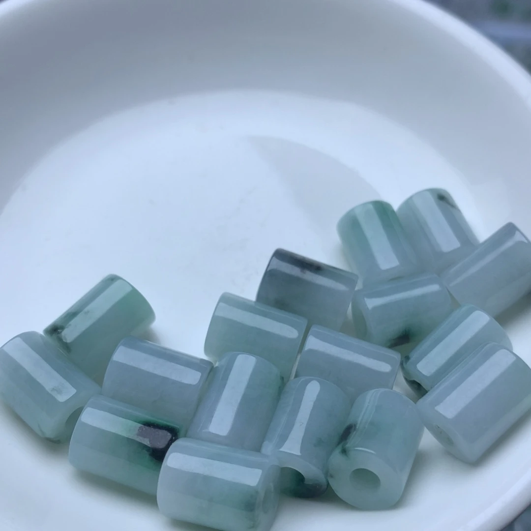 翡翠散珠卡8.8*11.9冰飘花桶珠5个