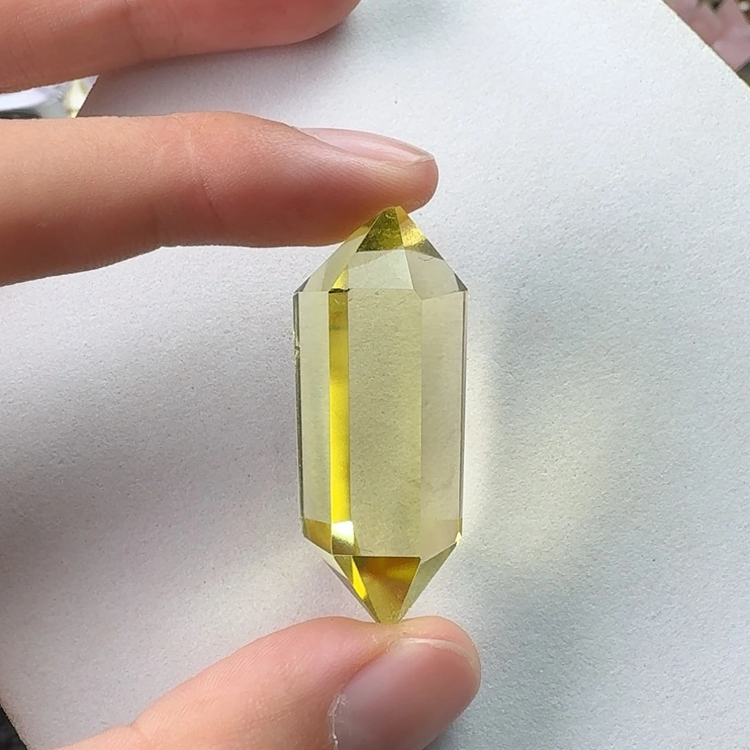 水晶未镶嵌珠宝半成品黄水晶