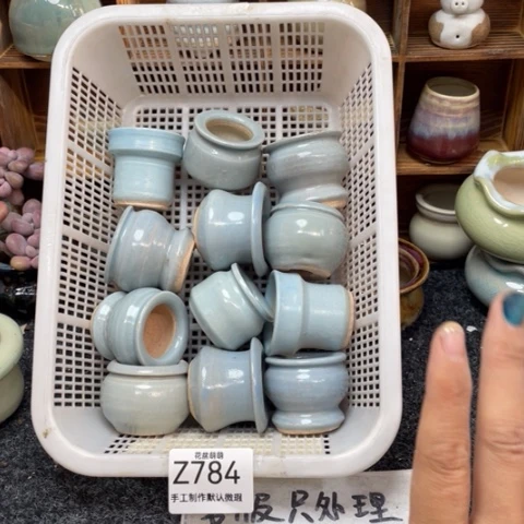 紫砂花盆微瑕784口径2.5左右