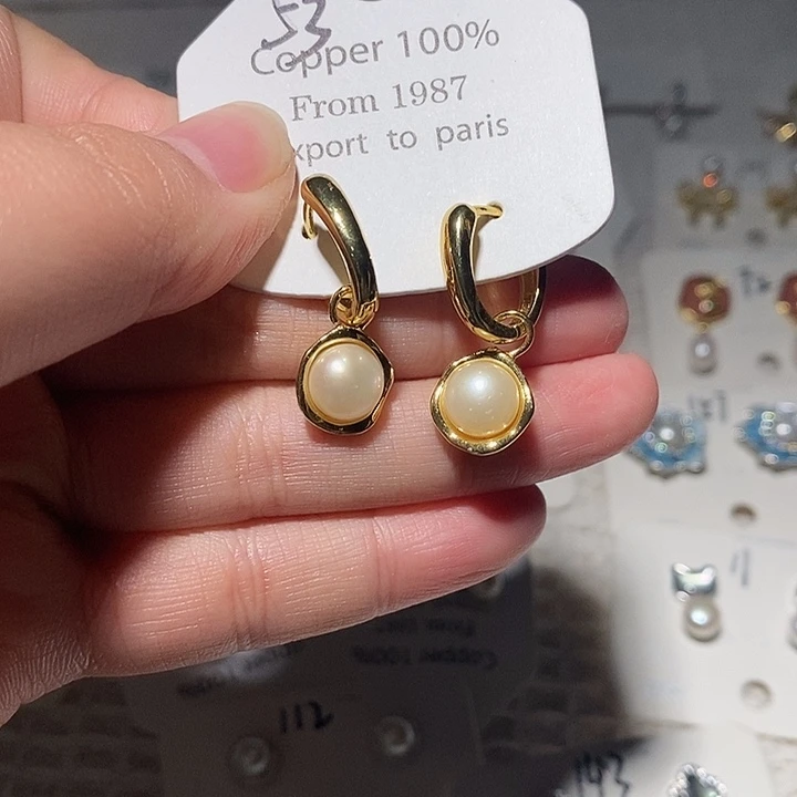 未镶嵌耳饰淡水珍珠