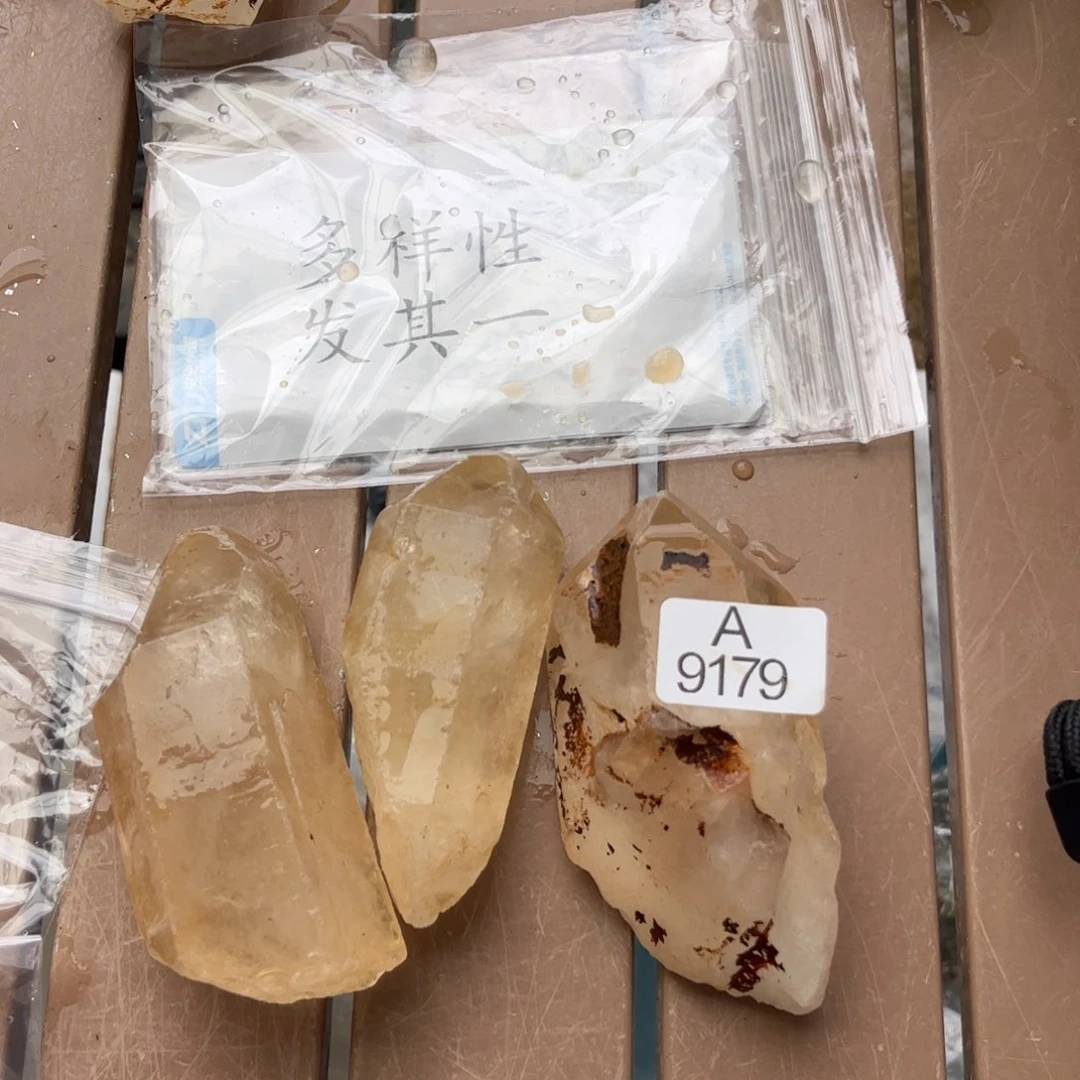 【闪购商品】未镶嵌水晶大型摆件（非配饰）多样性发其一