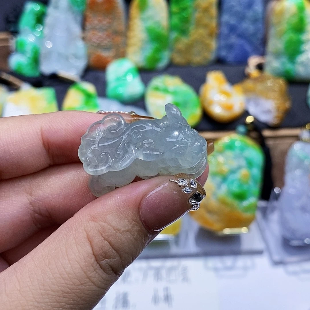 定制翡翠未镶嵌翡翠
