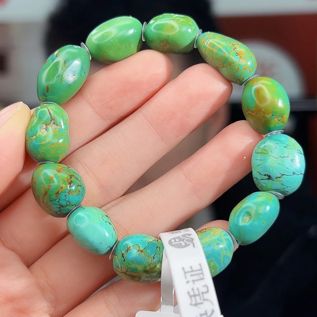 绿松石未镶嵌珠宝奇石