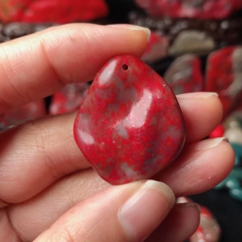 昌化鸡血石昌化鸡血石挂件