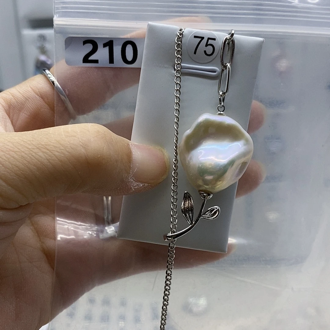 颈饰合金淡水珍珠