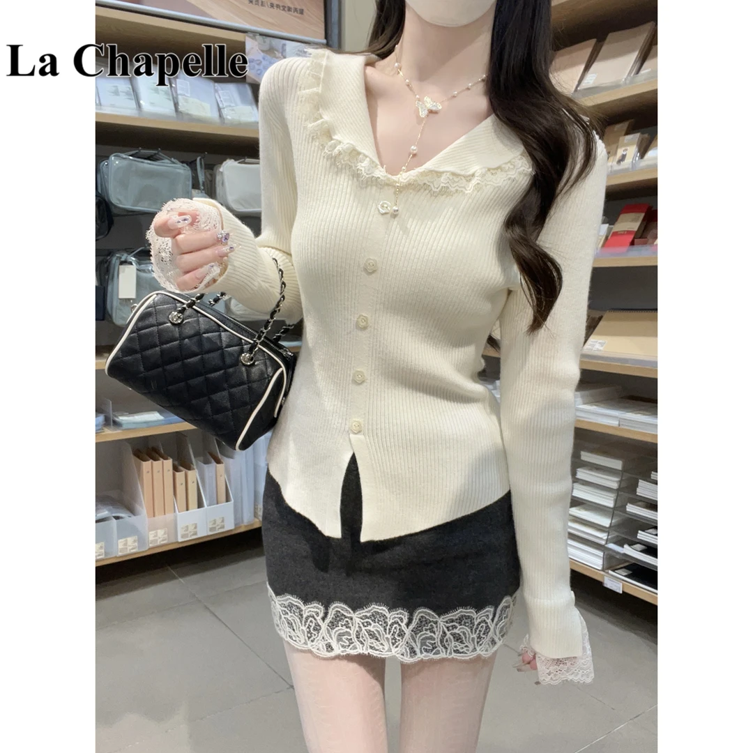 拉夏贝尔蕾丝拼接娃娃领设计感喇叭长袖开衫女秋冬修身针织衫上衣