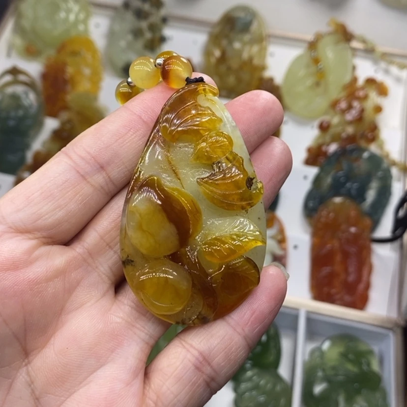 【闪购商品】未镶嵌蛇纹石玉颈饰