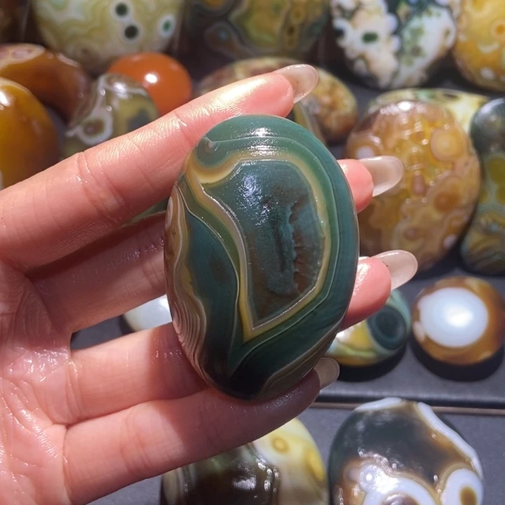 【闪购商品】未镶嵌玛瑙/玉髓珠宝奇石i i