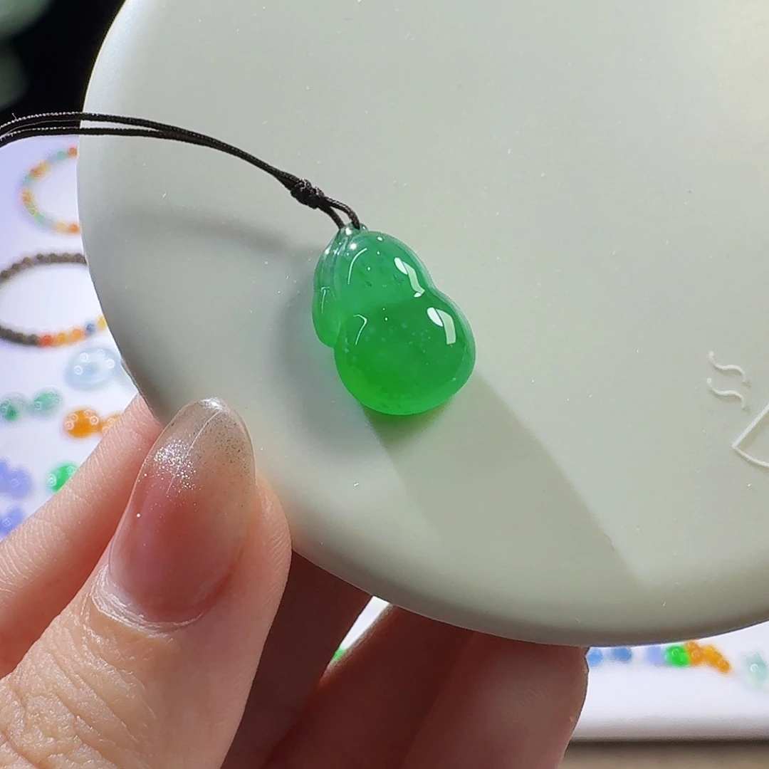 翡翠未镶嵌颈饰买断价