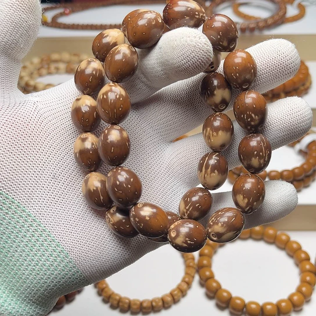 紫金鼠手串13熊猫枣珠