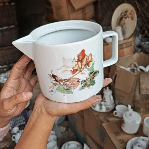 库存微瑕三打白骨精凉水壶容量1200